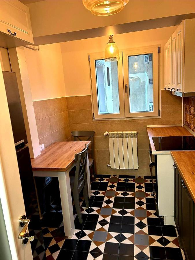 Alex Apartament Central Bucharest Luaran gambar