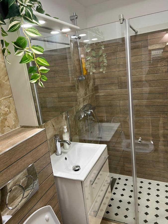 Alex Apartament Central Bucharest Luaran gambar